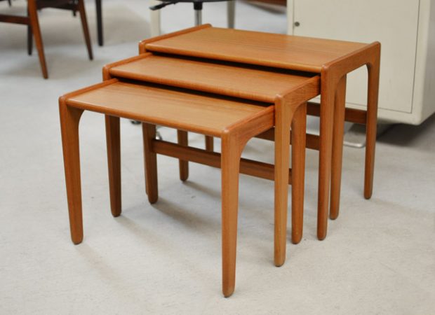 3er Set Satztische / Nesting Tables / Teakholz
