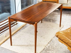 Couchtisch Teakholz