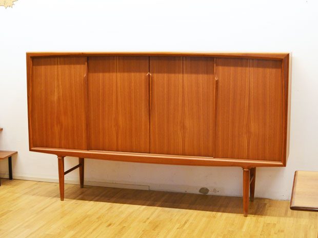 Highboard / Teakholz / Axel Christensen ACO 60er, DK / H 120cm x B 200cm x T 48cm