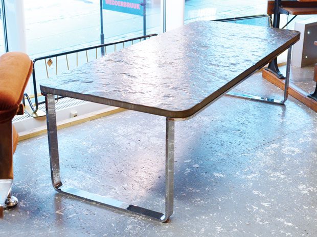 Couchtisch norwegischer Schiefer / Chrom