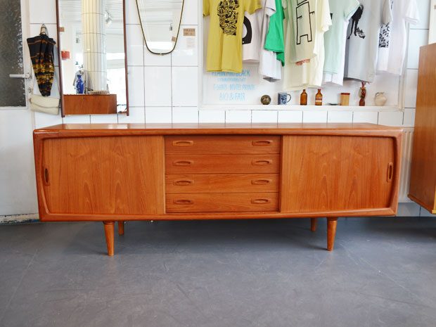 Sideboard 220cm / Teakholz / H. P. Hansen, 60er, Dänemark