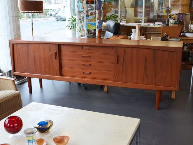 Teakholz Sideboard / 250cm Länge