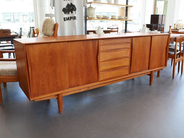 Teakholzsideboard / Dyrlund Dänemark / 220cm