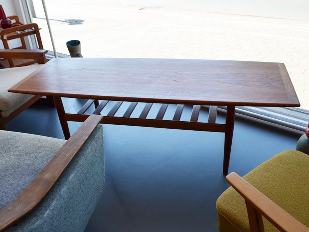 Sofatisch aus Teakholz von Grete Jalk, Dänemark