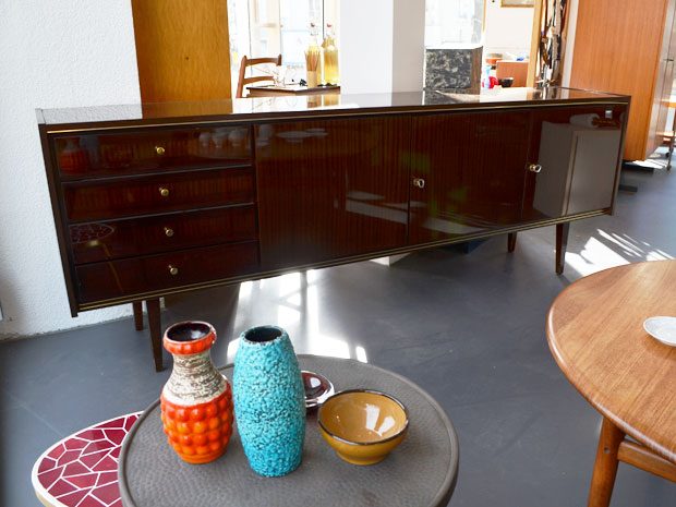Sideboard / Schleiflack / Dunkelbraun