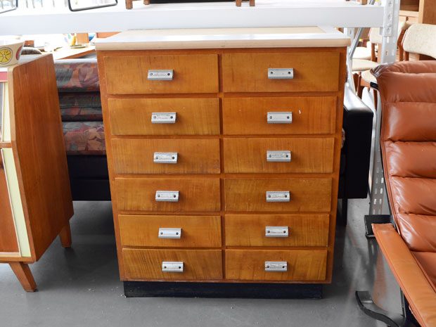 Schubladenschrank