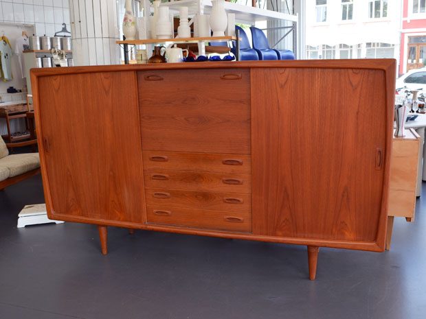 Highboard von H.P. Hansen