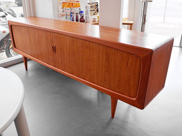 Teak Sideboard / Hans Peter Hansen für Skive Mobelfabrik (L 245 cm)