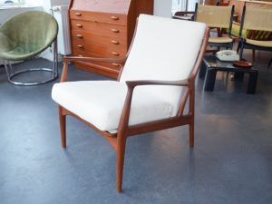 Teak Sessel / Erik Andersen & Pelle Pedersen für Horsnaes Møbler / Preis: 500 €