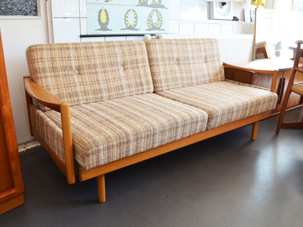 Sofa STELLA von Wilhelm / Walter Knoll // Knoll Antimott
