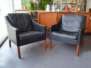 Zwei Sessel von Børge Mogensen für Fredericia Furniture / Modell 2207 Leder & Teak