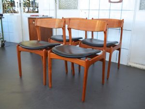 Vier Stühle Teak & Leder / Erik Buch, Denmark