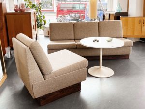 Niederländisches Sofa + Sessel / Wollbezug
