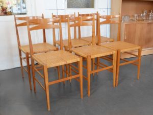 6er Set Kirschbaum / Rattan Stühle aus den 60er Jahren