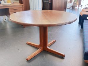 Runder Teak Esstisch (Massivholz) von Niels Bach / mit 2 Erweiterungsplatten