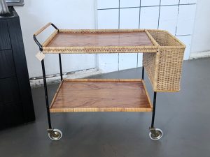 Servierwagen aus Stahl, Rattan & Teak