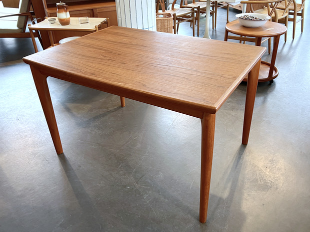 Teak Esstisch von Grete Jalk für Glostrup Møbelfabrik / ausziehbar