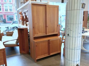 schmaler Teak Schrank RY-16 von Hans Wegner für Ry Møbler