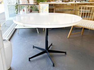 Runder Esstisch von Thonet / Metall & Laminat