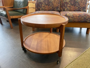 Teak Massivholz Servierwagen von Scan Look, 70er Jahre / abnehmbares Tablett