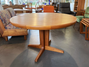 runder Teak Esstisch von VV Møbler / 3x erweiterbar / 120 – 270 cm