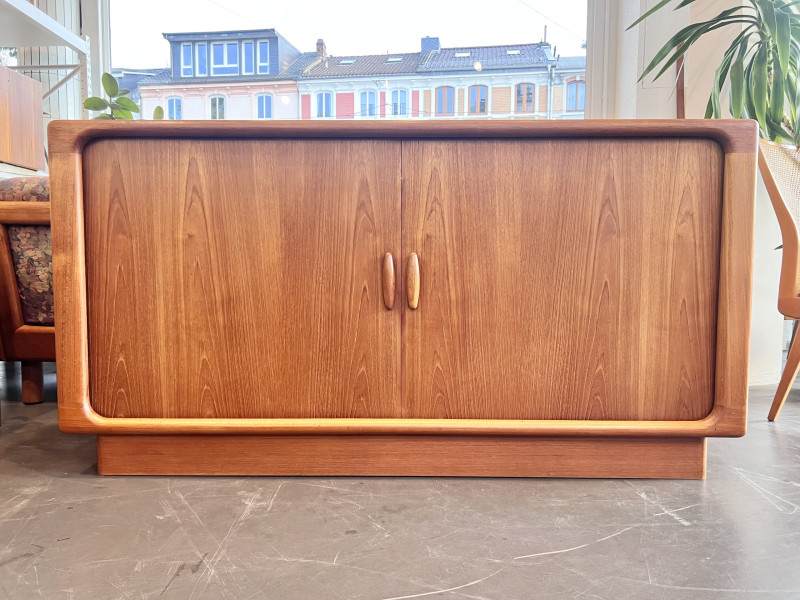 Teak Sideboard mit Lamellentüren von Dyrlund, Denmark